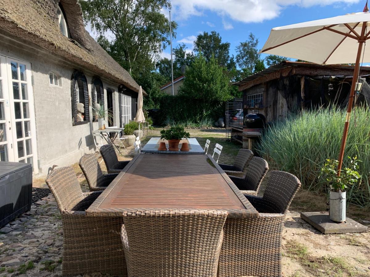 Farm61 Badehotellet I Det Midtjydske - Alder +18 Ar Tjele Bagian luar foto